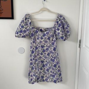 Floral lavender mini puff sleeve dress
